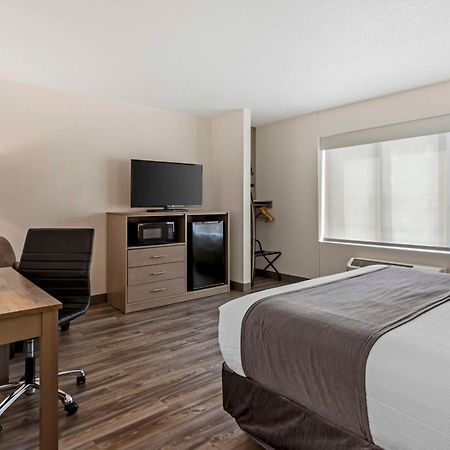 Best Western Plus Executive Residency Waterloo & Cedar Falls Exteriör bild