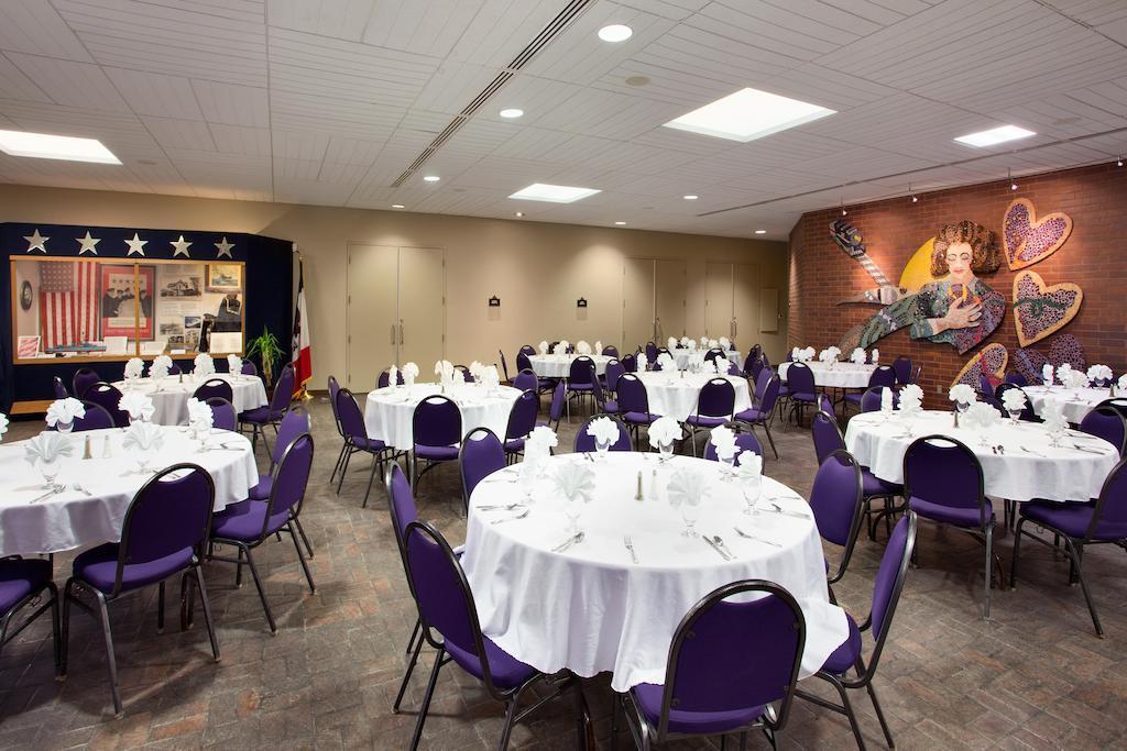 Best Western Plus Executive Residency Waterloo & Cedar Falls Exteriör bild