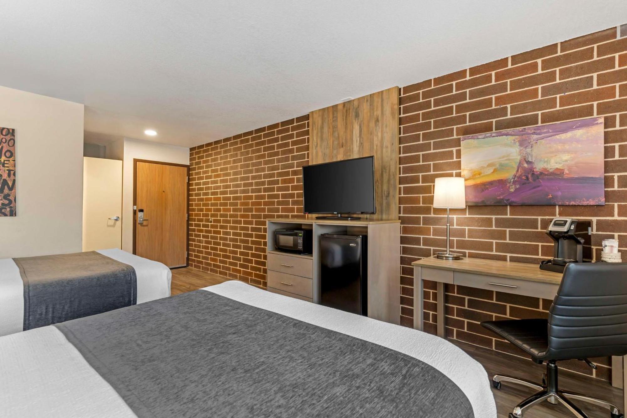 Best Western Plus Executive Residency Waterloo & Cedar Falls Exteriör bild